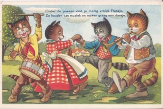CPA FANTAISIE : CHATS HUMANISES EN TRAIN DE DANSER