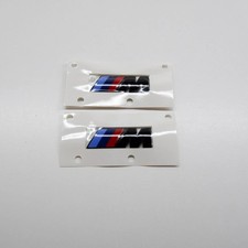BMW 2 G42 M Performance Seitenlogo Hochglanz Schwarz 51145A4B373 NEU ORIGINAL
