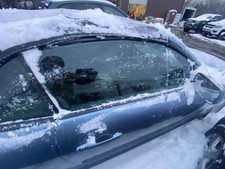 05 06 07 08 09 10 11 12 13 14 FORD MUSTANG Front Door Glass Passenger Side Right