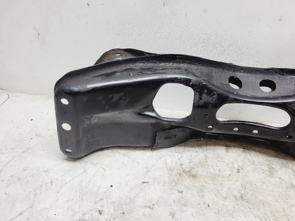 Subchasis delantero 1998 1999 2000 2001 2002 Subaru Forester cuadro K base motor  Foto 4 de 4