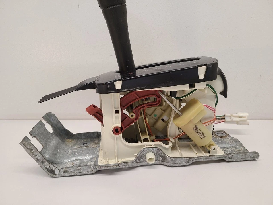 2002 JEEP LIBERTY AT Automatic Transmission Shift Shifter Gear Assembly - Image 4 of 4