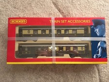 Hornby R4192 Pullman Coaches Pack of Two OO Gauge - FACTORY SEALED (Read Desc)