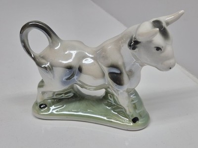 Lusterware Ceramic Bull  Figurine Sculpture Cow Decor 6.5'' Brazil Vintage