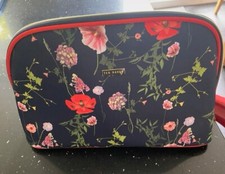 Ted Baker Large Beaty Bag New Without Tags