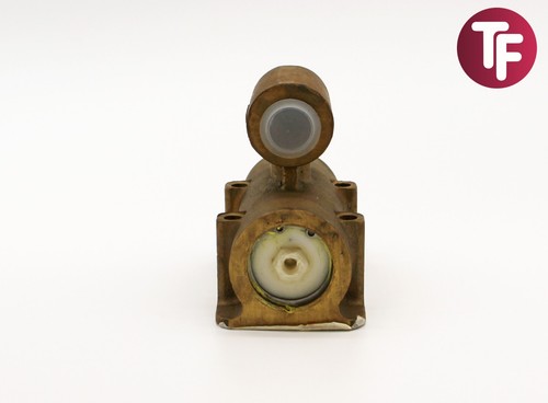 Enviroflex 04-2000-07 Compatible Wilden Bronze Air Valve Assembly - Picture 5 of 12