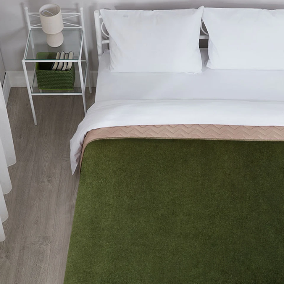 EXTRA LARGE SOFT & WARM ALPACA WOOL BLANKET 76x91" OLIVE GREEN SOLID PATTERN - Image 4 of 4