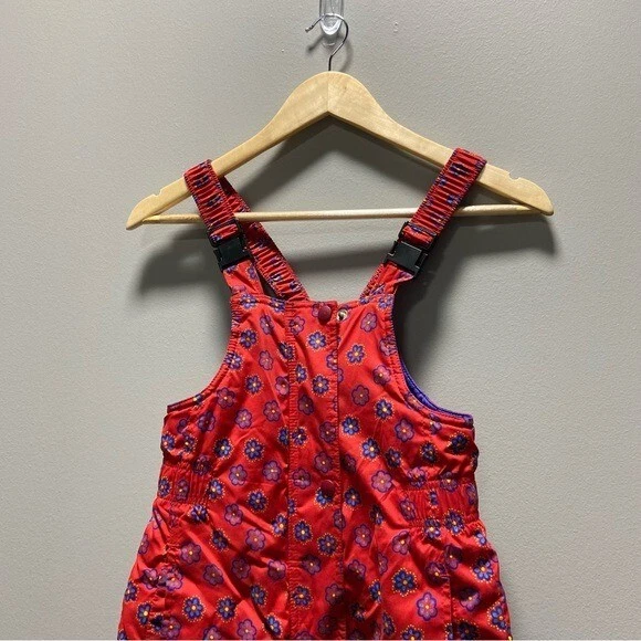 Mono de nieve Hanna Andersson Winter Wear rojo floral Foto 4 de 4