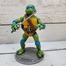 Teenage Mutant Ninja Turtles Classic Collection Leonardo 2012 6" Action Figure