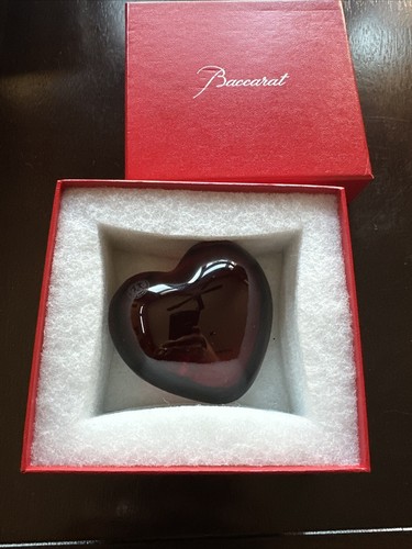 Baccarat Crystal Red Puffed Heart Paperweight 1761585 BRAND NEW ORIGIN Box $375 - Picture 6 of 9