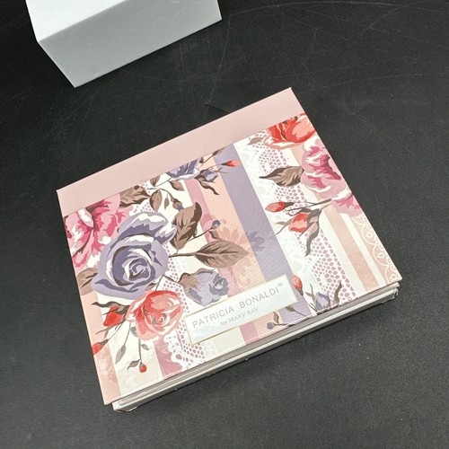 Mary Kay Into the GARDEN PALETTE Color 4 ombretti 3 lucidalabbra ~ floreale compatto - Foto 3 di 4