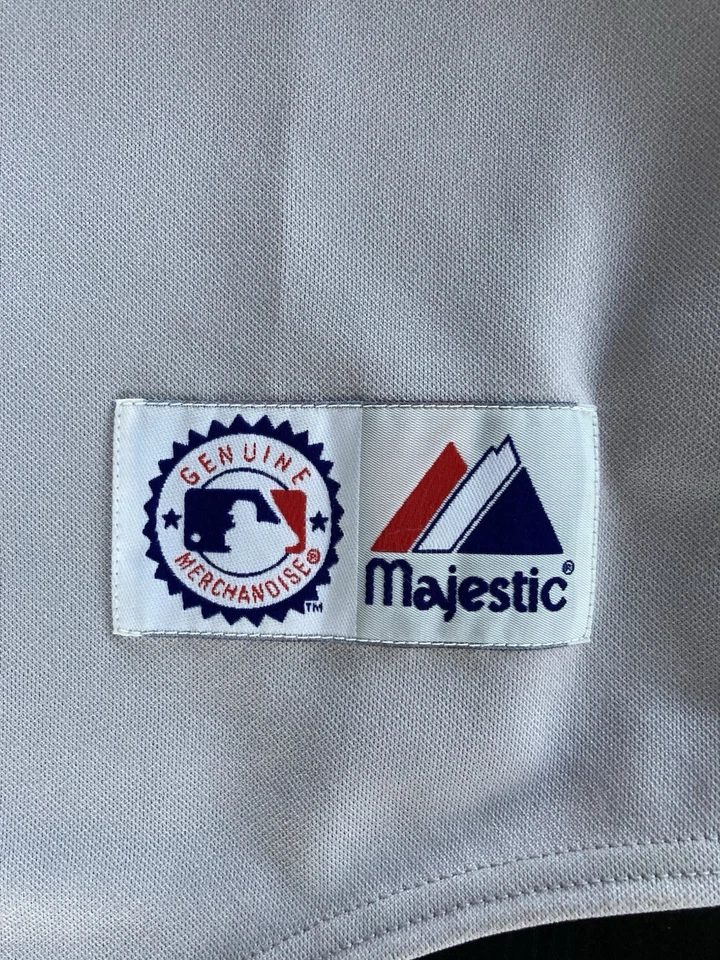 Camiseta deportiva vintage Boston Red Sox majestuosa gris visitante talla L mediados 00’s espalda en blanco Foto 4 de 4