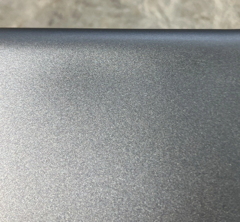 Apple iPad 6th Gen A1893 32GB WiFi Only Gray 9.7" Lot 19 Issues - Image 4 of 4