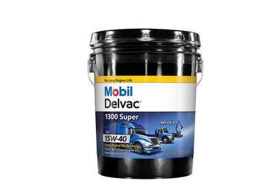 Mobil Delvac 1300 Super Heavy Duty Synthetic Blend Diesel Engine Oil 15W-40, 5Ga