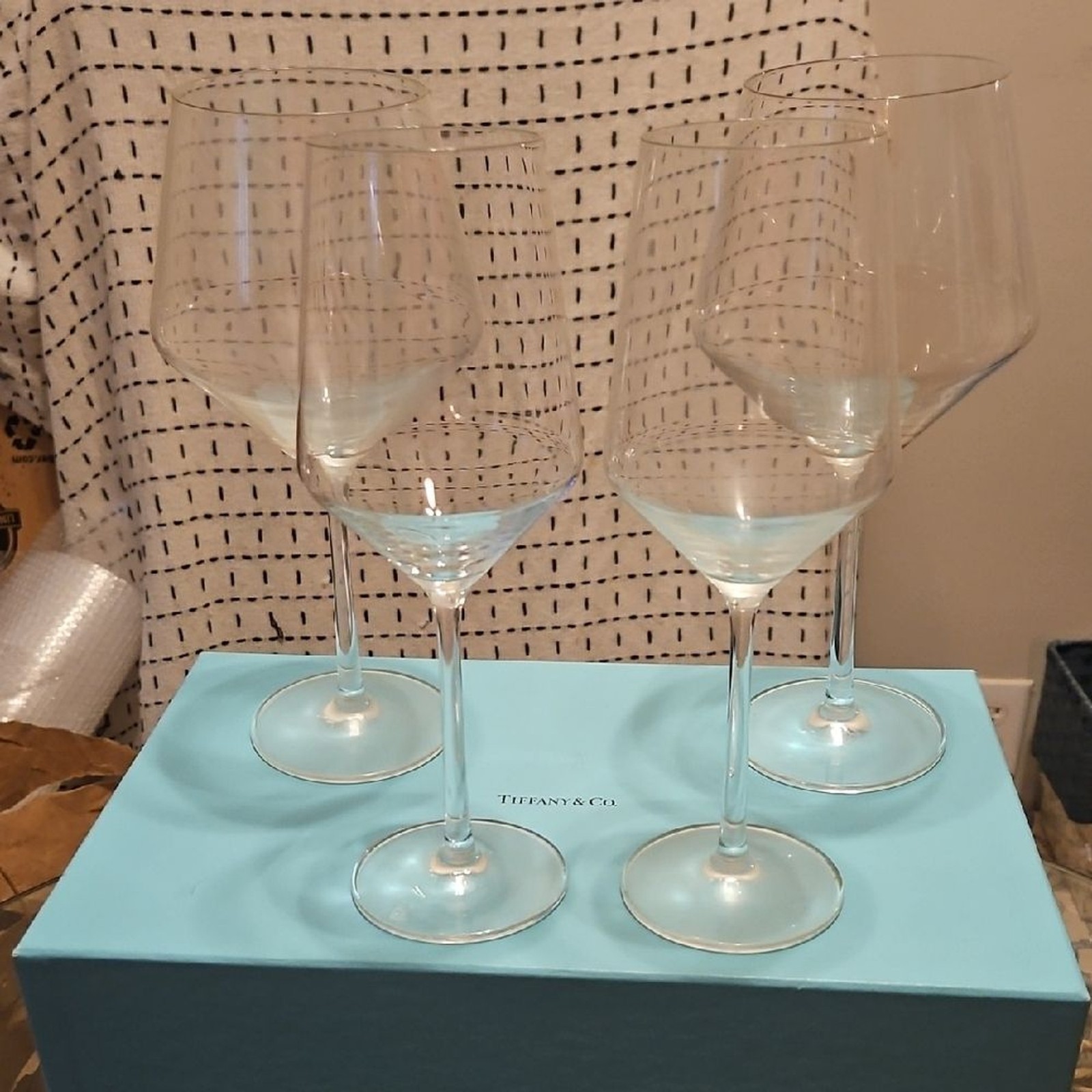 Schott Zwiesel Set of 4 Tritan Pure Red and White Wine Glasses