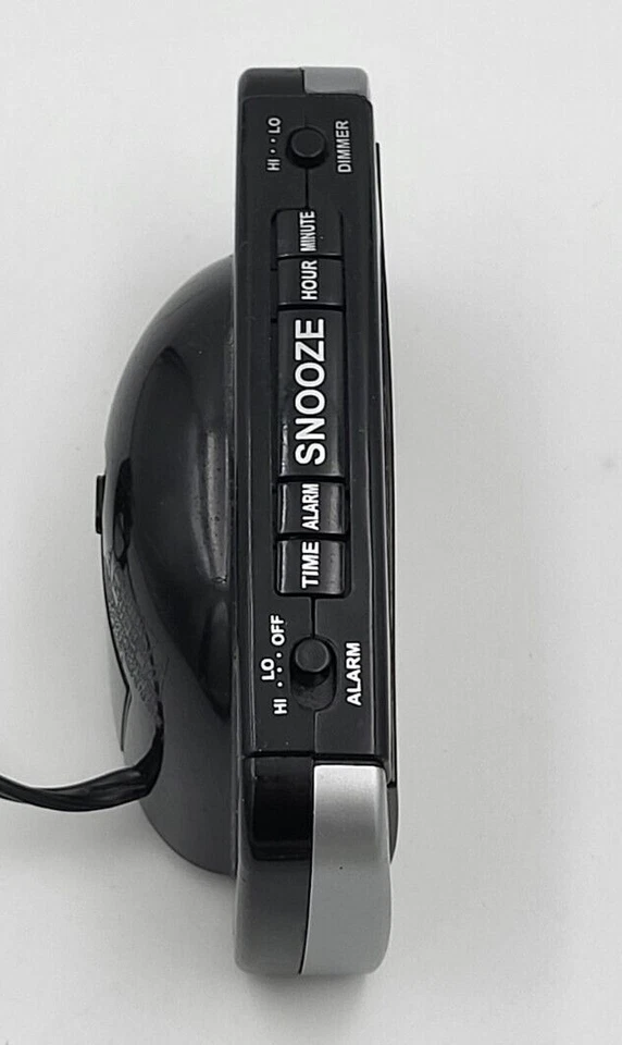 Equity Alarm Clock Model 30240 5x2x2.5 Inches - Used/Tested/Works - Image 4 of 4