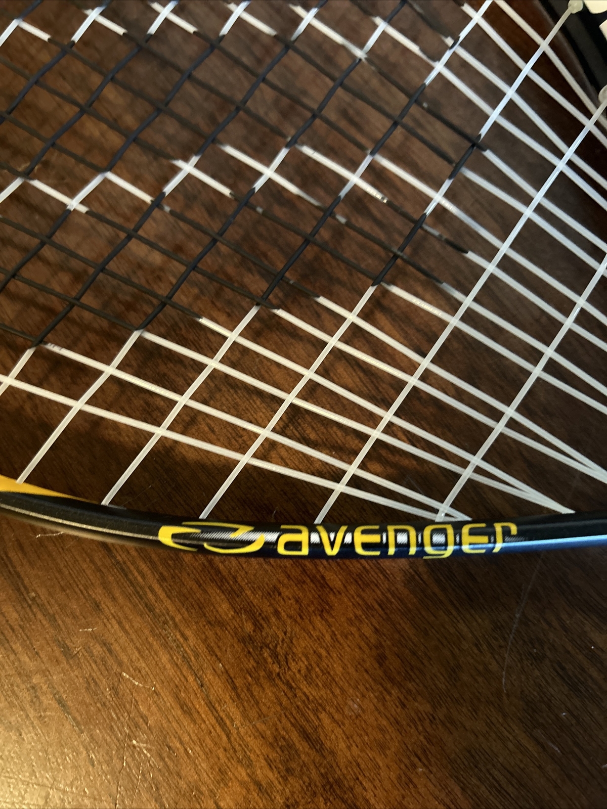 Ektelon Avenger Racquetball Racquet Longbody Powerfan Oversize 102 With