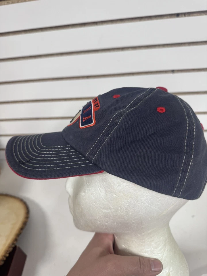 Sujetador University of Arizona Wildcats azul marino rojo sombrero gorra de pelota correa trasera serie plateada Foto 4 de 4