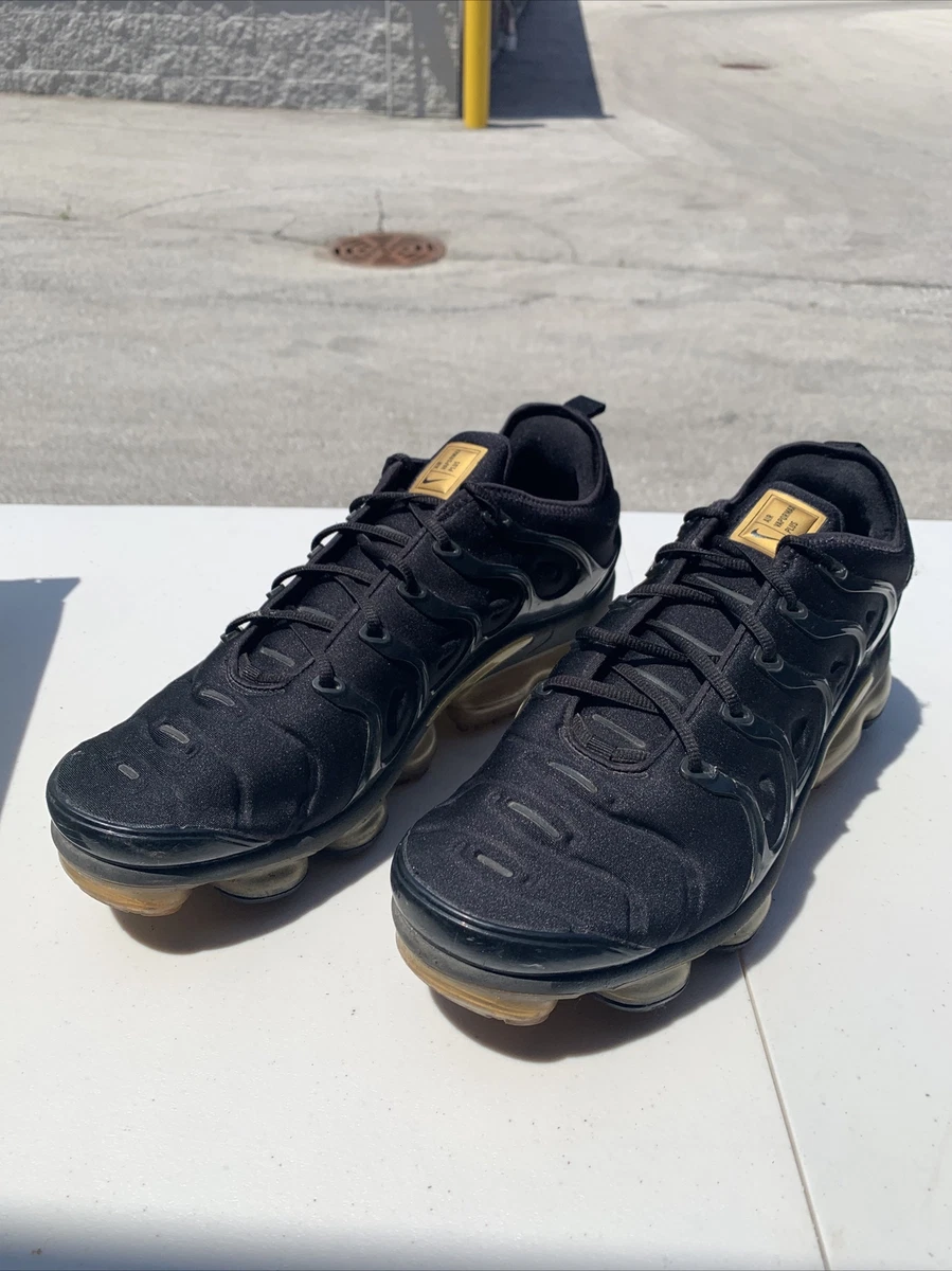 Nike vapormax plus metallic gold cheap