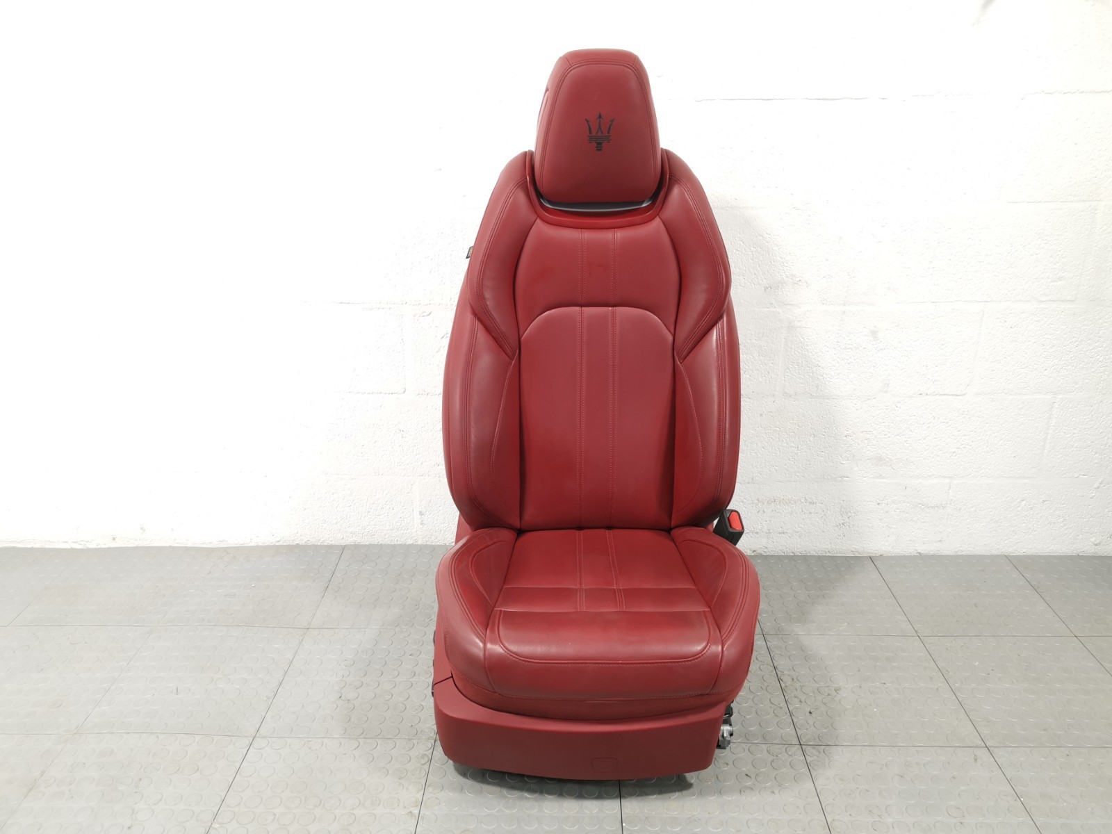 Maserati Levante 2018 AWD AUTO 3.0L Front Right Passenger Complete Seat Red OEM