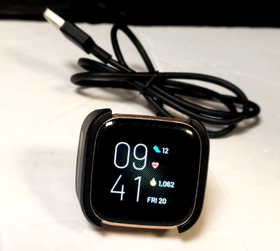 Fitbit Versa 4 Activity Tracker - Beet Juice/Copper Rose Aluminum-w/Charger