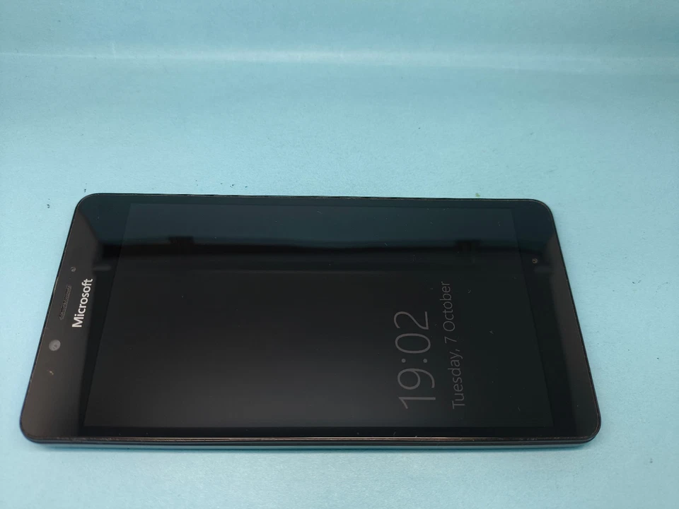 Microsoft Lumia 950 Unlocked 32GB Windows 10 Smartphone Very Good Condition - Image 3 of 4