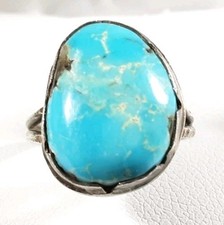 NAVAJO VINTAGE STERLING SILVER FREEFORM TURQUOISE SIZE 4 RING 5.4g