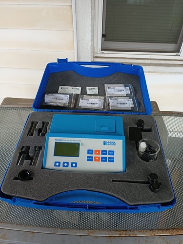 Hanna Instruments HI83226 Multiparameter Photometer for Pools and Spas in Case