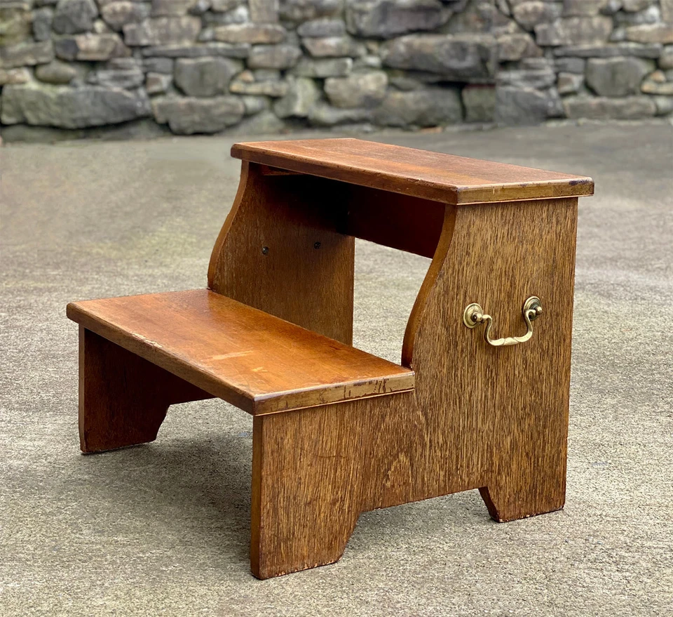 Винтажные традиционные библиотечные ступени из грецкого ореха от Thomasville - Изображение 3 из 4