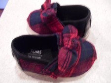 toddler girls Toms flats shoes size 4 red plaid near-perfect adorable low shipng