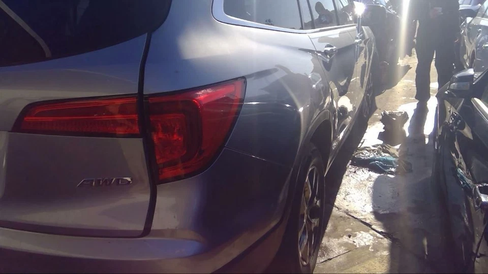 Alternador compatible con 14-20 MDX 4261998 Foto 3 de 4