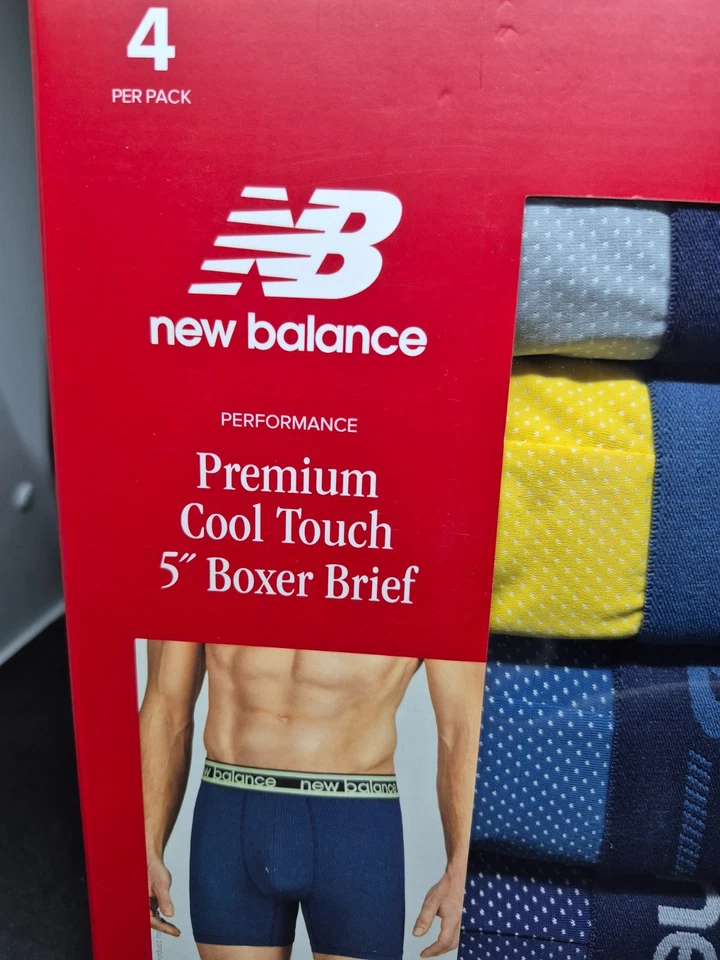 Paquete de 4 calzoncillos boxer premium New Balance talla grande 36-38 rendimiento para hombre Foto 3 de 4