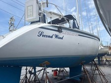 1988 35 Hunter Legend
