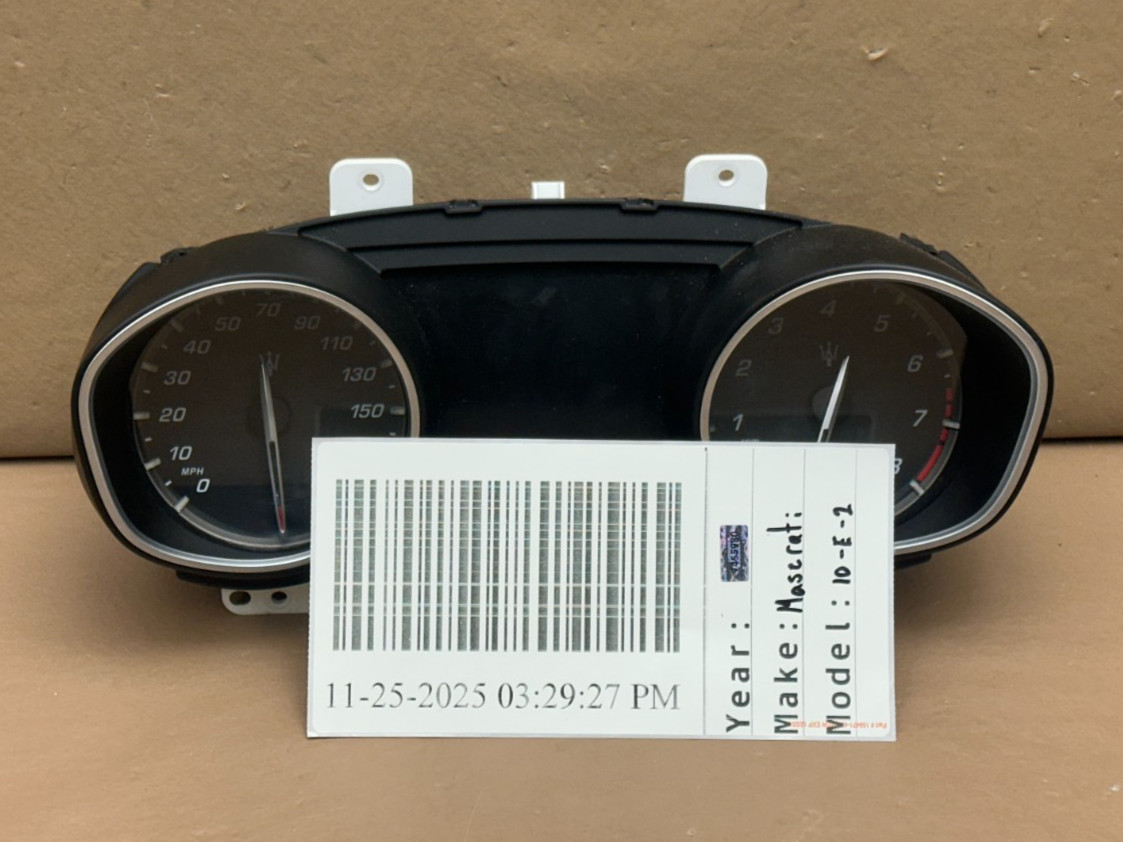 2017-2020 MASERATI LEVANTE INSTRUMENT CLUSTER GAUGE SPEEDOMETER OEM 670106458