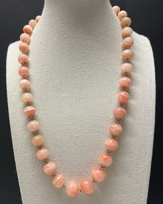 VTG Banded Calcite Necklace round beads 20'' Graduated Pink coral peach colors