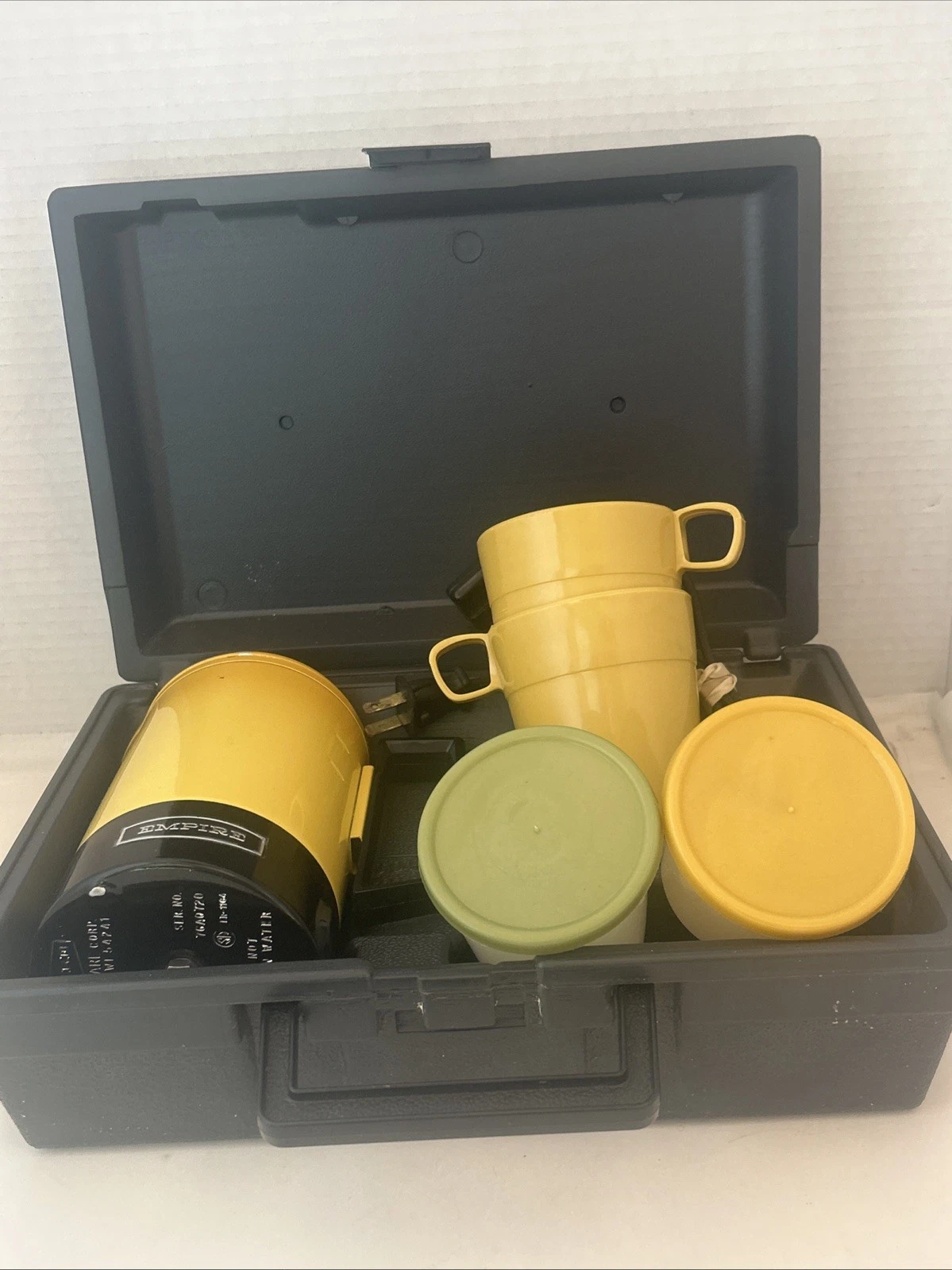 Empire Vintage Coffee Quickie Travel Kit Coffee Maker Travel Kit Yellow & Green