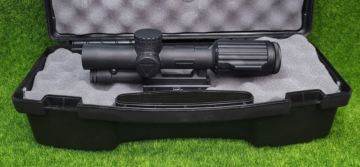 Trijicon VCOG 1-6x24 Riflescope Red Segmented Circle / Crosshair