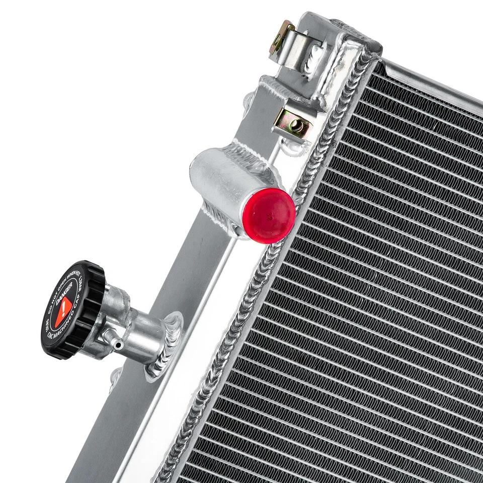 3-ROW Radiator For 2004-2015 ,2005 NISSAN Armada/TITAN / INFINITI / 5.6L Foto 4 de 4