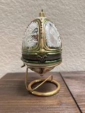 Mostowski  12 Days of Christmas Hinged Egg - Partridge in Pear Tree APM2783M