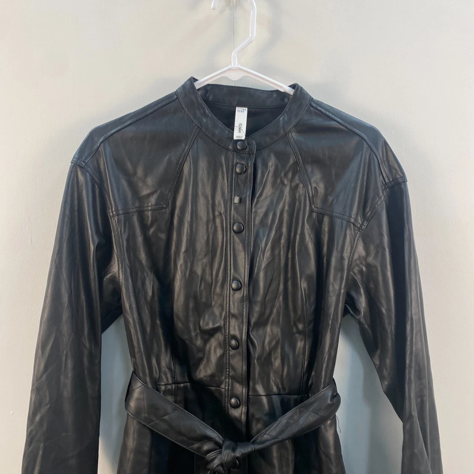 Vestido Mango MNG para mujer 6 negro imitación cuero manga larga cinturón botones bolsillos Foto 2 de 4