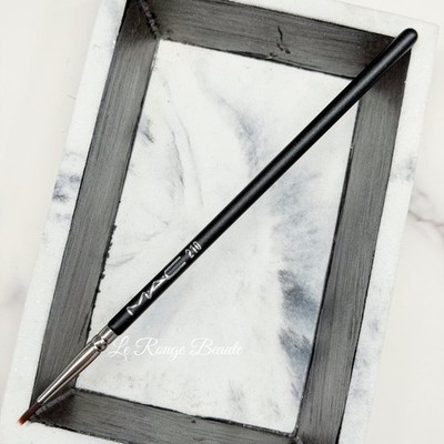 Mac 210 Precise Eye Liner Brush - Old Version Discontinued