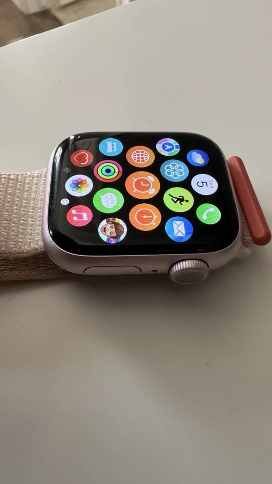 Apple Watch Series 9 41 mm solo GPS - oro rosa Foto 3 de 4