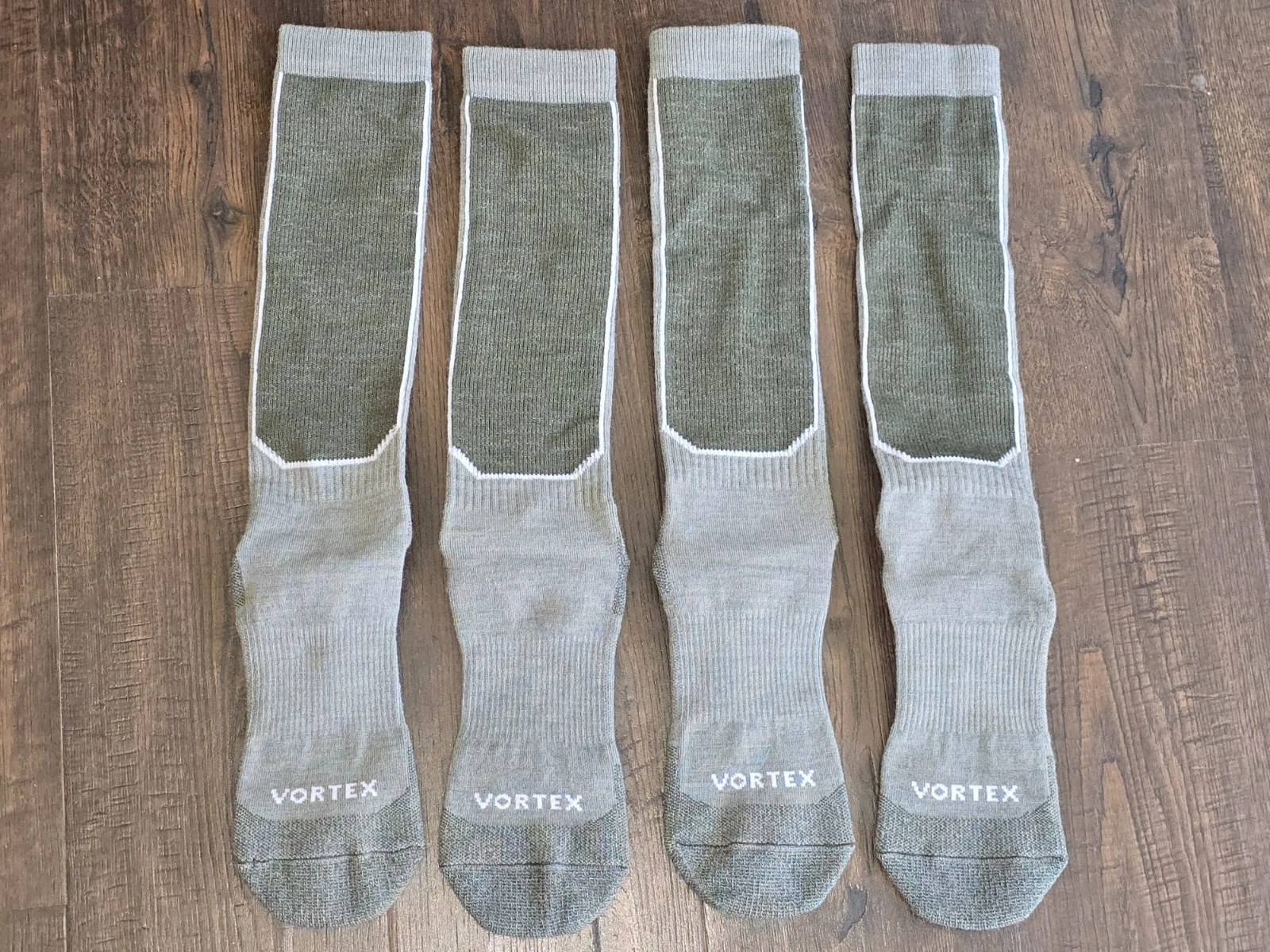 2 pr Vortex Men's Sz Large 9-11.5 Game Trail Sock Mid-Calf Green New NWOT