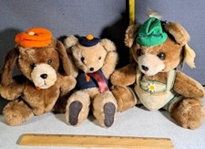 Vintage Stuffed 1980 Dakin Dog, 1979 Yodel Bear  Va. Varsity Plush 2522BMT