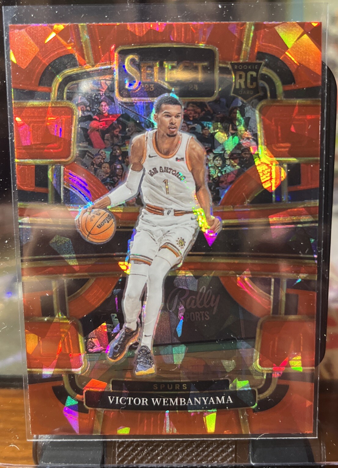 Victor Wembanyama 2023-24 Select Red Cracked Ice #87 Rookie RC SP