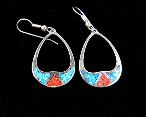TEARDROP TURQUOISE & CORAL CHIPS Vintage PIERCED EARRINGS Slivertone 1.75" - Picture 6 of 10