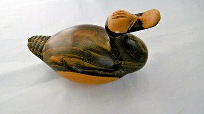 sculpture canard en bois - Photo 1/4