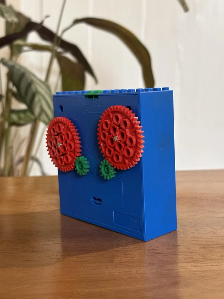 Vintage LEGO Creator Gear Clock (7396) 2002 Light Working, Clock Not Running - Image 4 of 4