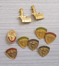 Lot vintage de 9 épingles revers bowling congrès international de bowling femme + plus