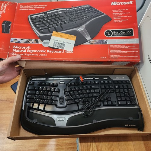 Microsoft Natural Ergonomic 4000 (B2M-00012) Wired Keyboard 1048 - Read Desc. - Picture 2 of 5