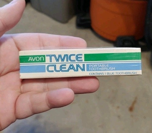 Vintage 1984 Avon Twice Clean Portable Toothbrush Blue Toothbrush New Sealed